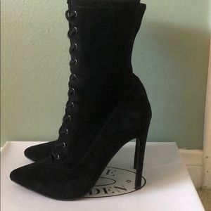 Steve Madden “satisfied” boot heels